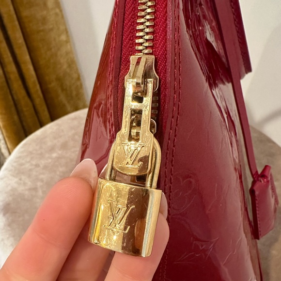 Louis Vuitton Alma red GM bag - Picture 11 of 17